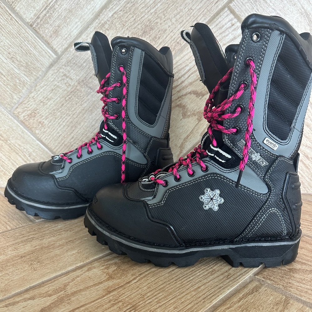 Motofist Contessa Women's Black and Pink Winter Boots